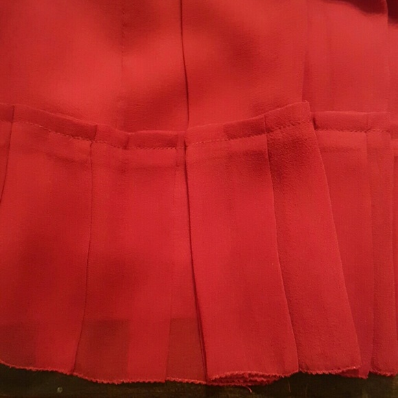 Development Red Silk Dress - Picture 4 of 4